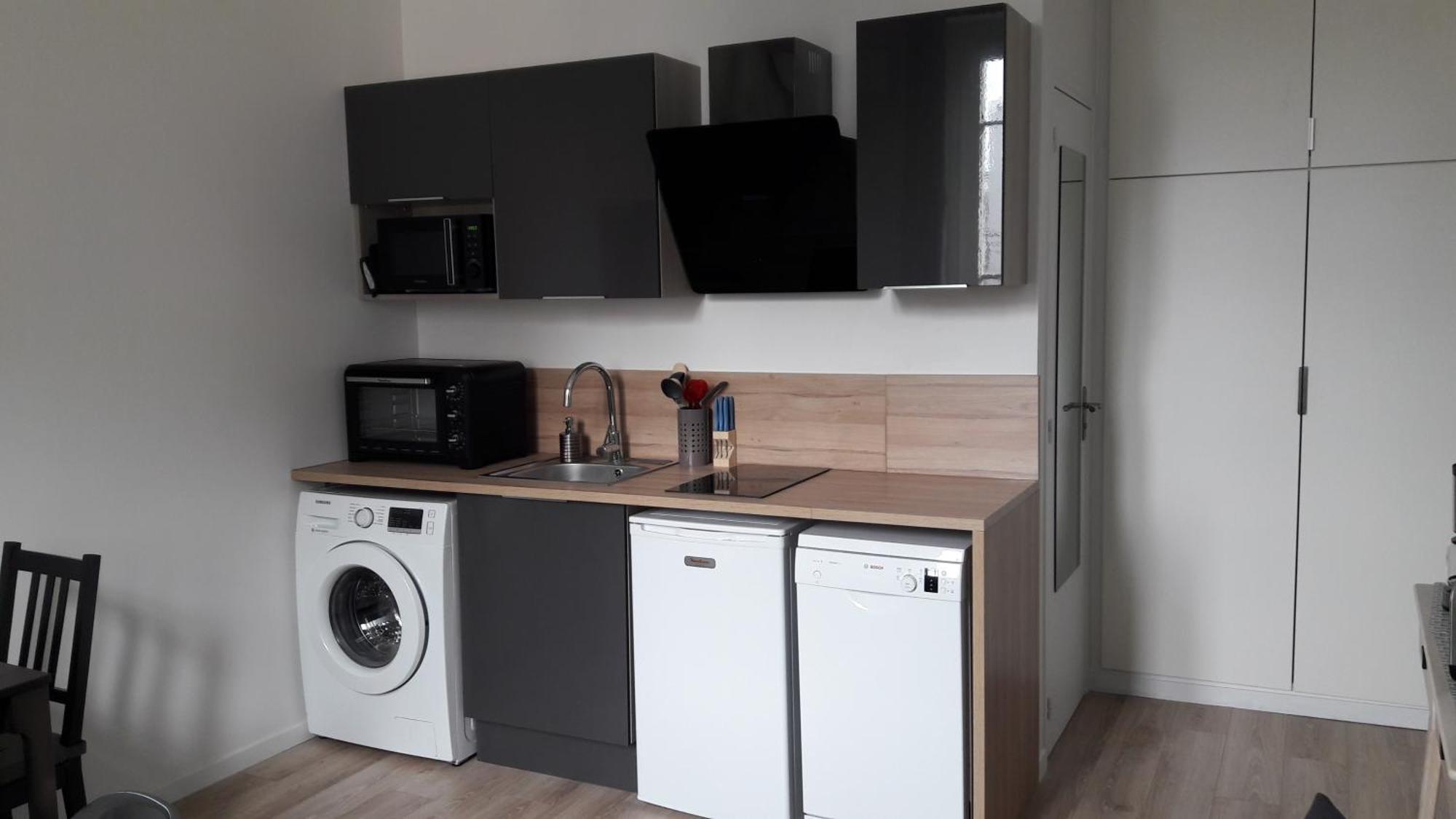Ferienwohnung Duplex Bastie T3 Calme Et Climatise Wifi Lyon Exterior foto