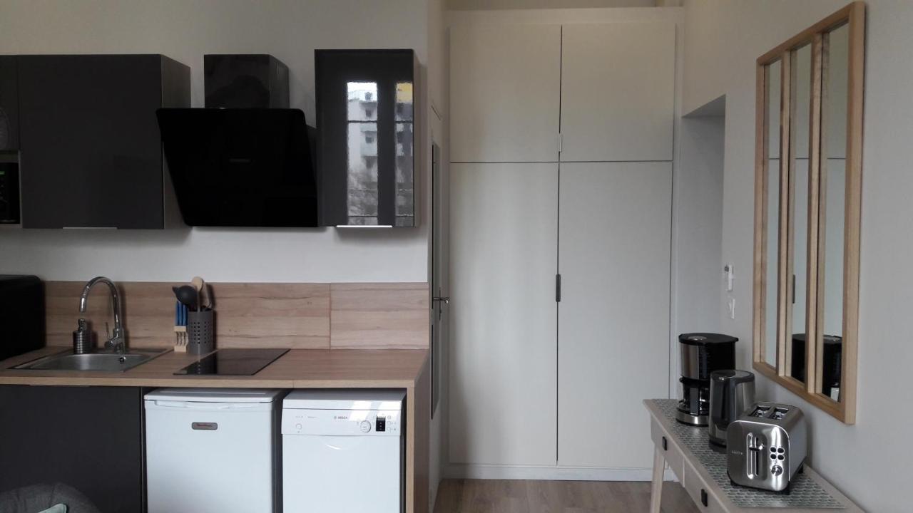 Ferienwohnung Duplex Bastie T3 Calme Et Climatise Wifi Lyon Exterior foto